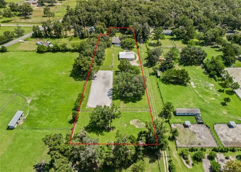 Tiny photo for 450 SW 125th Avenue, Ocala, FL 34481 (MLS # OM731996)
