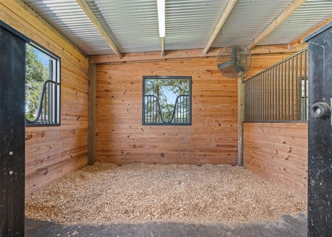 Tiny photo for 450 SW 125th Avenue, Ocala, FL 34481 (MLS # OM731996)