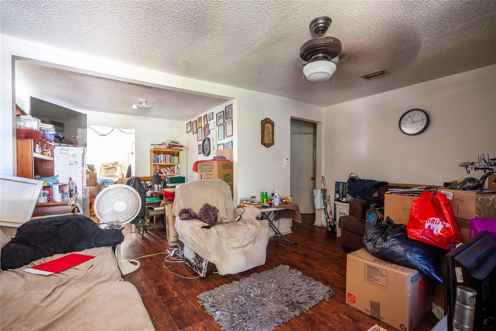 BELLMONT HEIGHTS - Residential