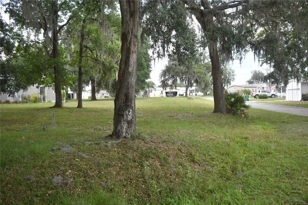 Photo of Lot 7 Blk D Lexington Circle, Wildwood, FL 34785 (MLS # G5115982)