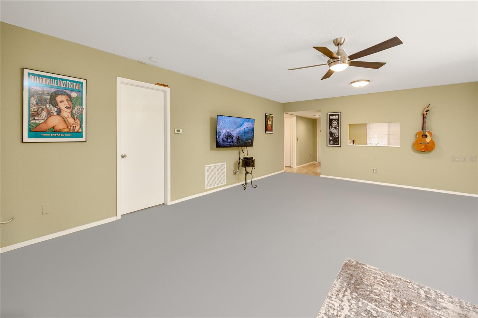 VILLAGE ON THE GREEN - Residential