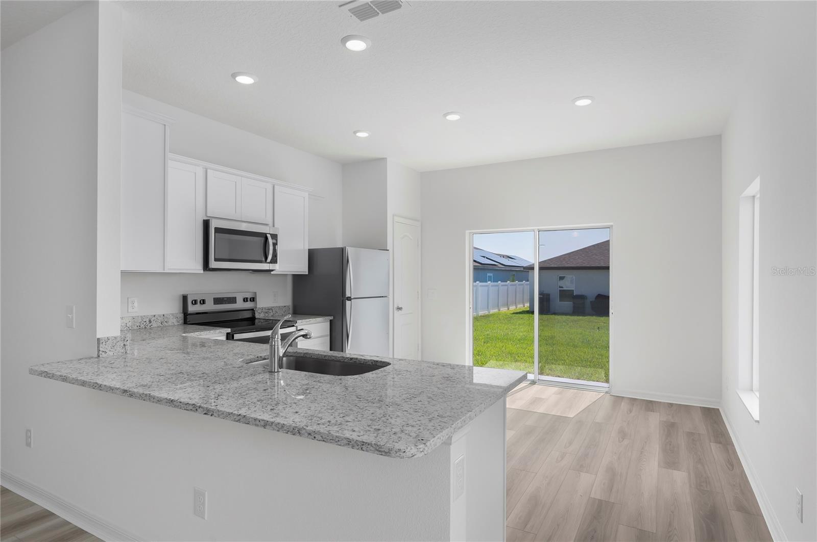 3723 BERGAMOT STREET