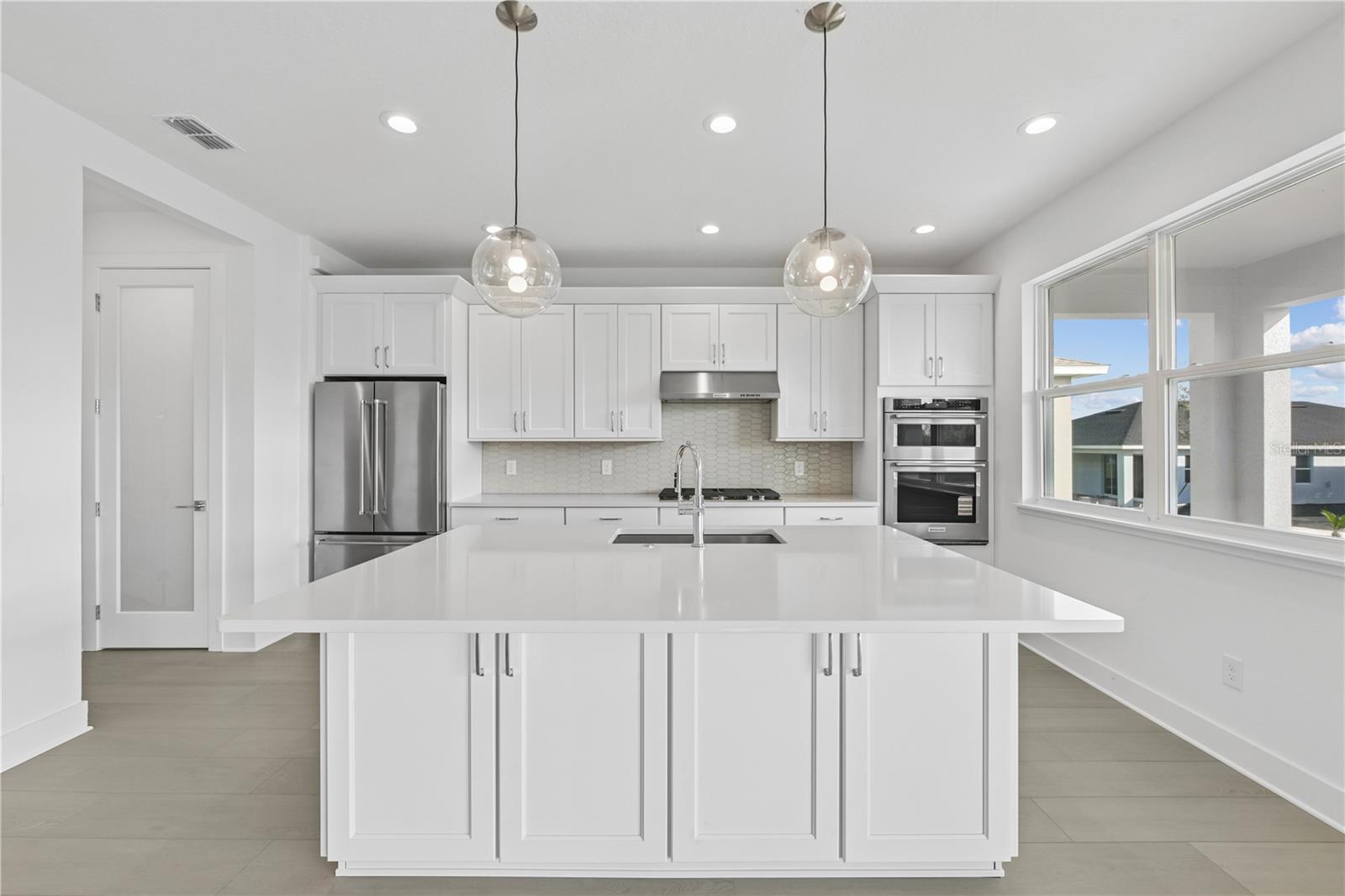 2740 FIDDLE LEAF LOOP