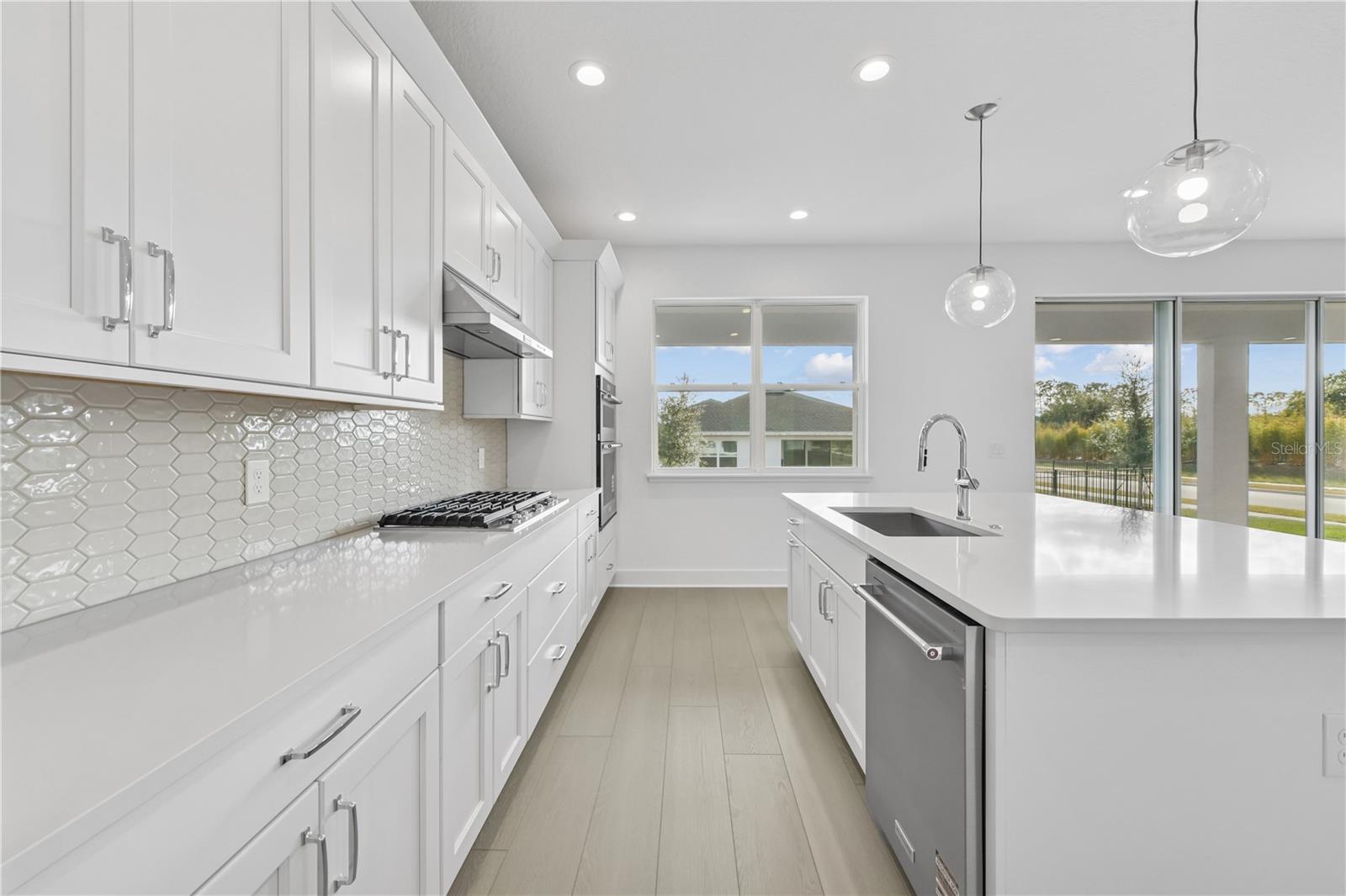 2740 FIDDLE LEAF LOOP