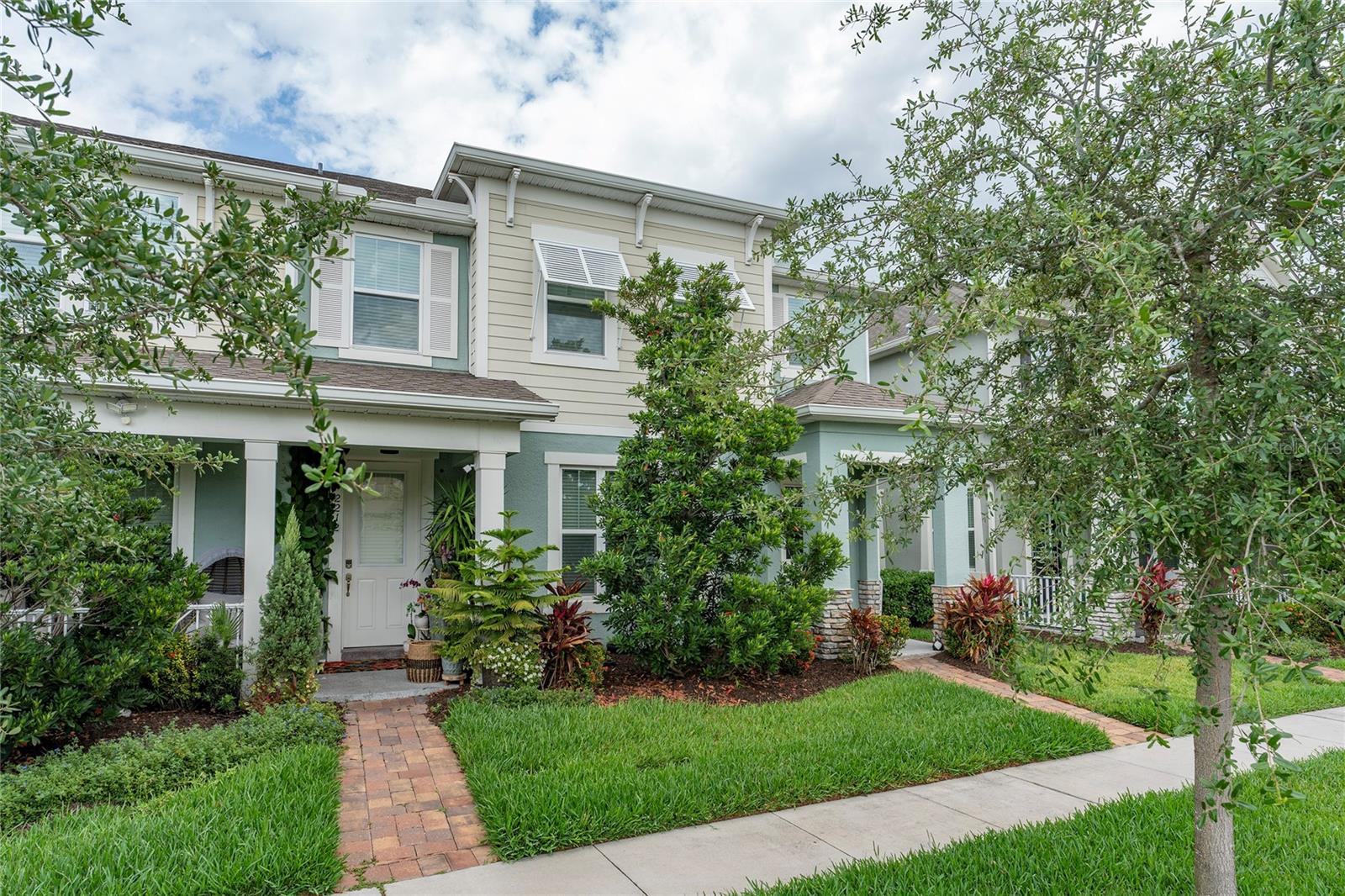 2214 CENTERRA LOOP