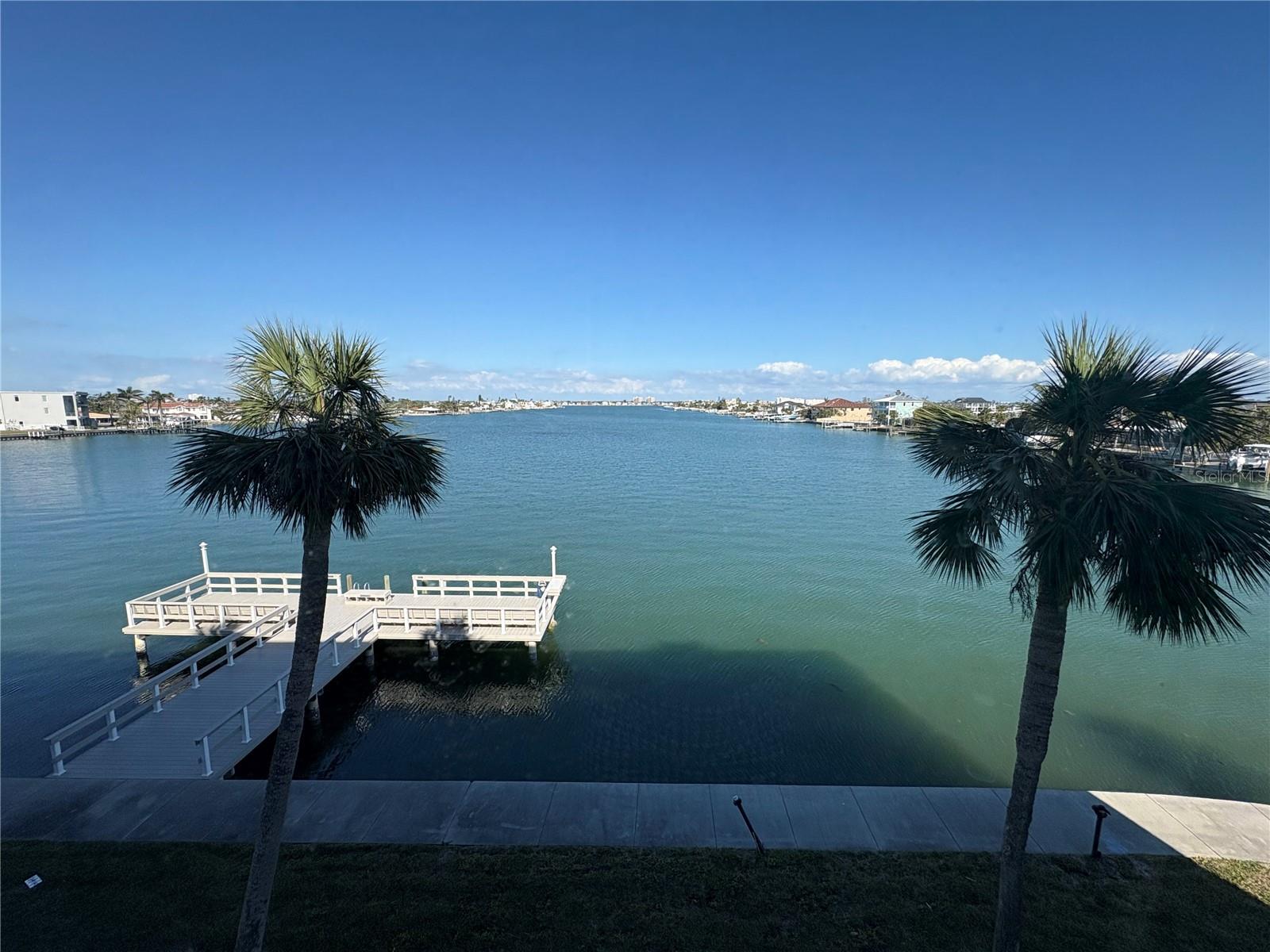 5555 GULF BOULEVARD 315