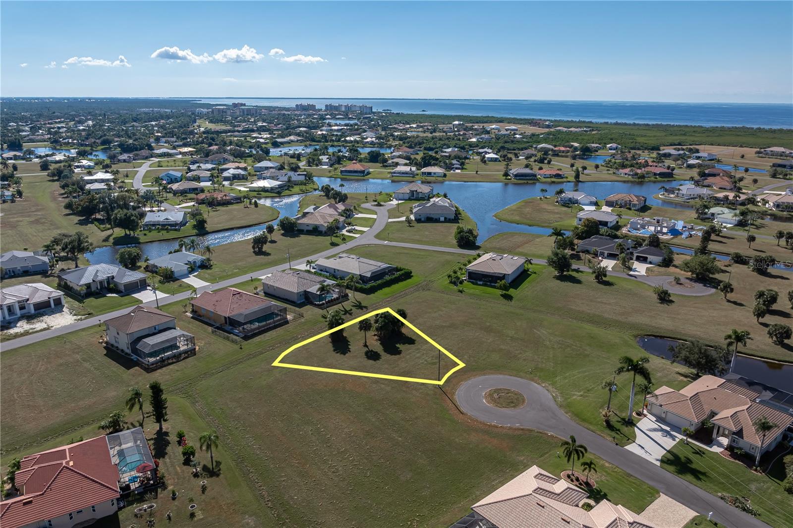 PUNTA GORDA ISLES SEC 21 - Land