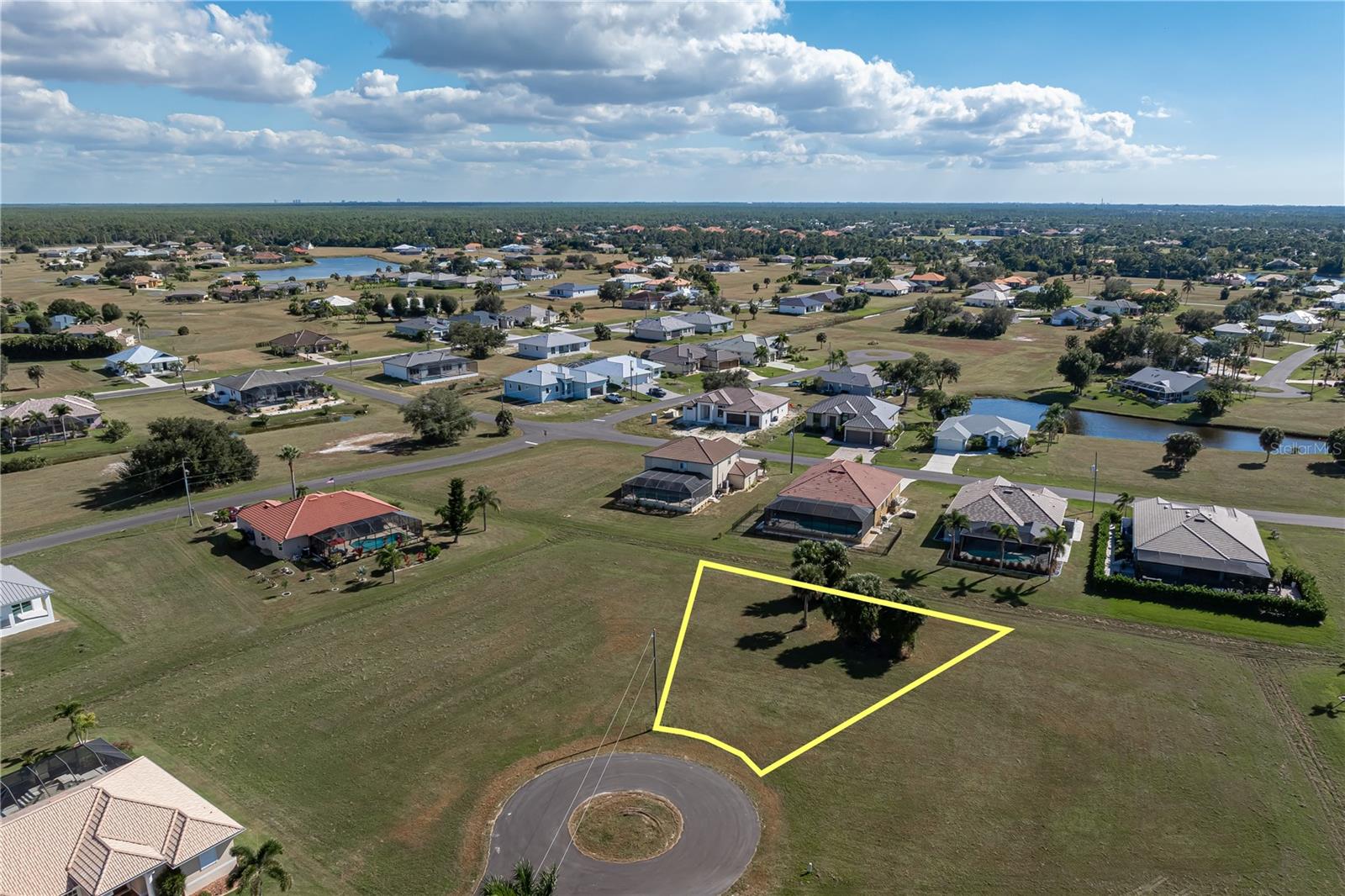 PUNTA GORDA ISLES SEC 21 - Land