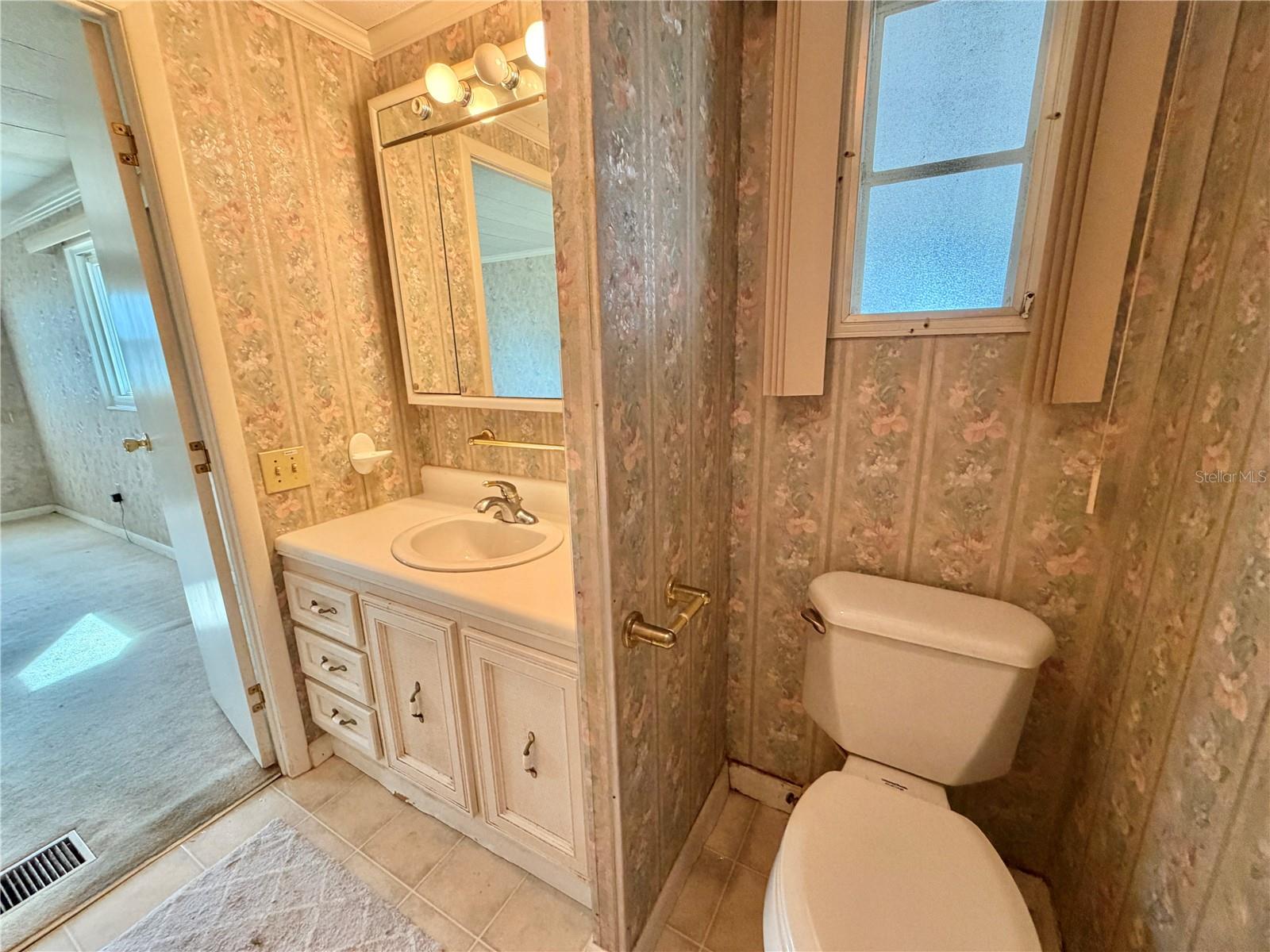 HAWTHORNE AT LEESBURG A COOP - Residential