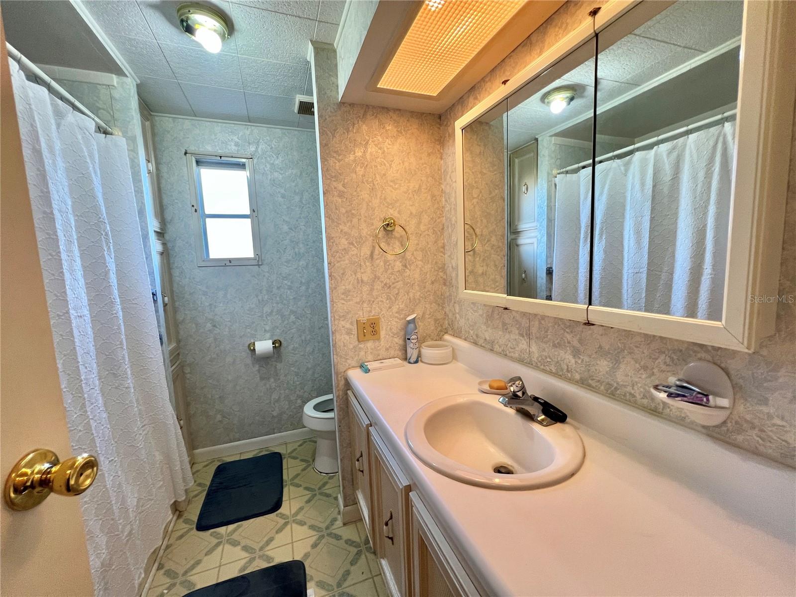 HAWTHORNE AT LEESBURG A COOP - Residential