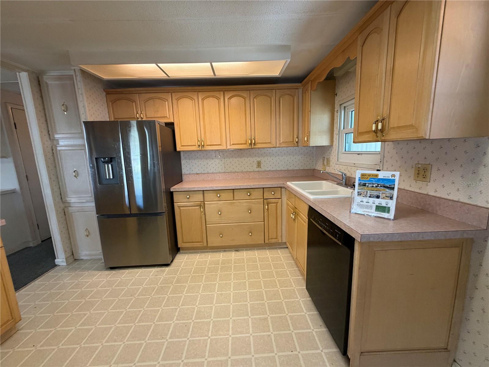 HAWTHORNE AT LEESBURG A COOP - Residential