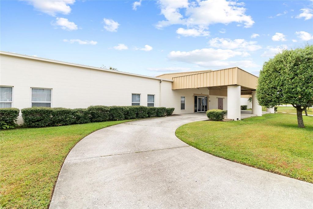 Photo of 926 Quincy Street, Lakeland, FL 33815 (MLS # R4908467)