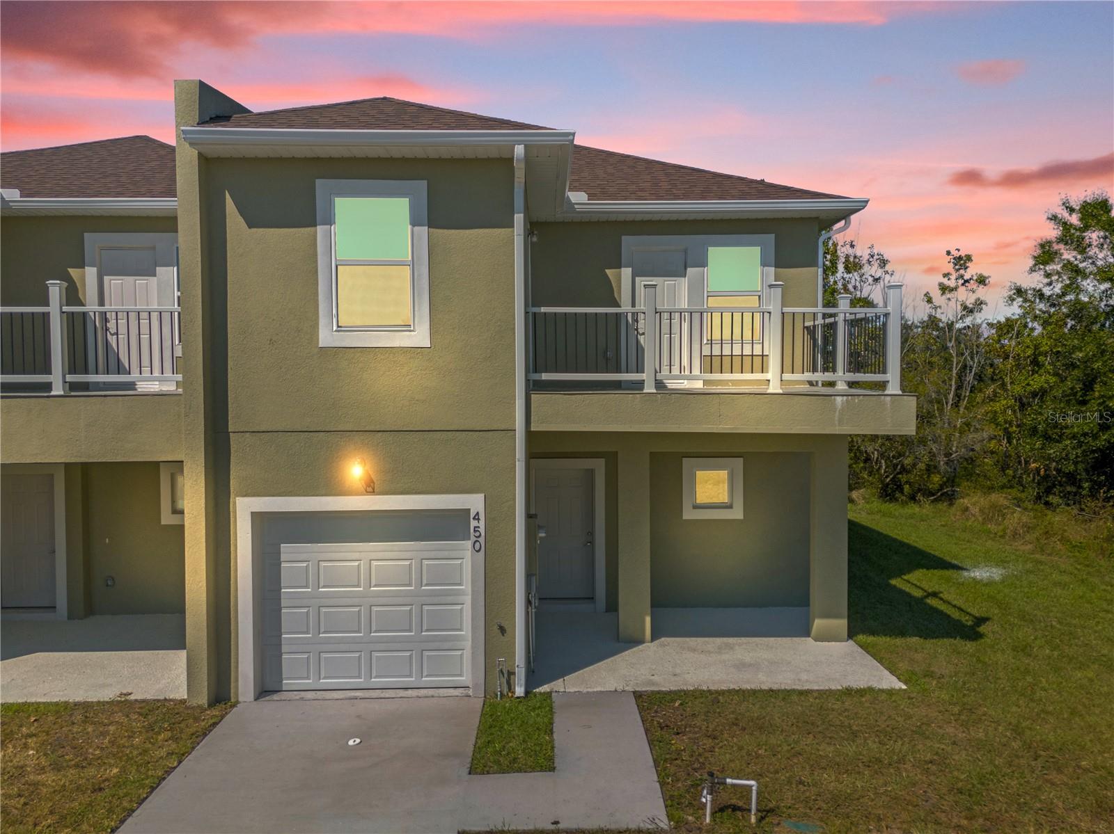 450 LAKE SHORE PARKWAY