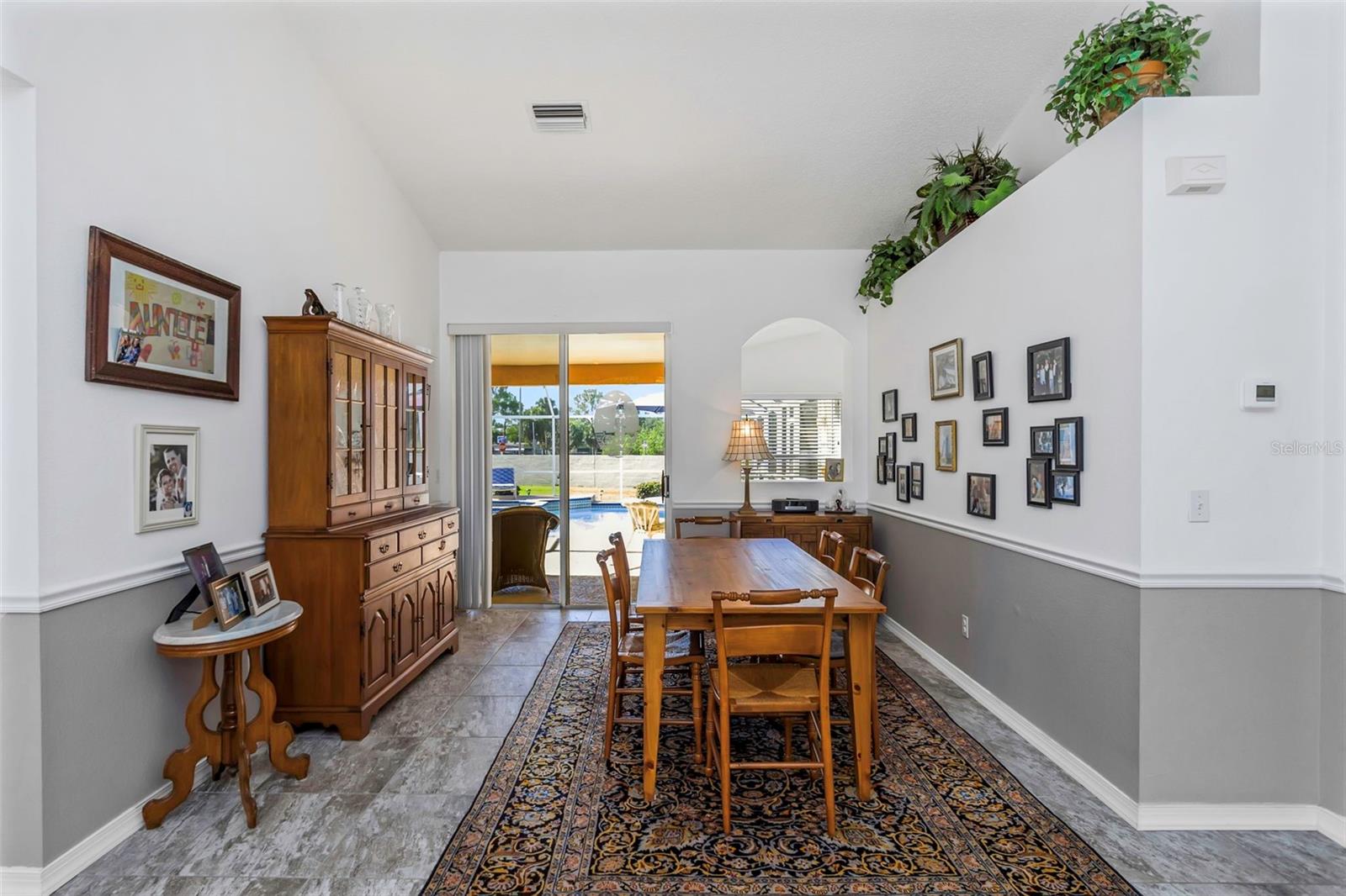 FOUNTAINS AT CYPRESS LAKES THE - Residential