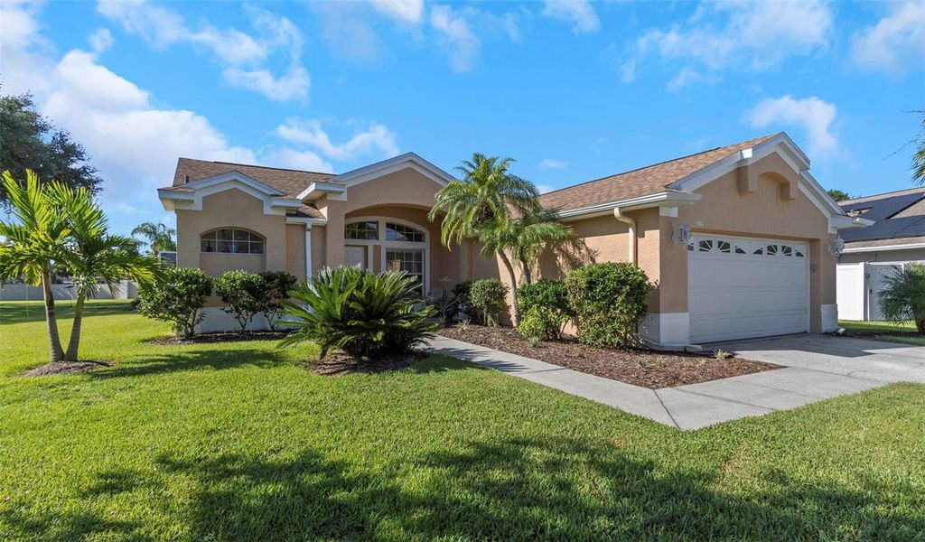 Photo of 394 Fountainview Circle, Oldsmar, FL 34677 (MLS # TB8460079)