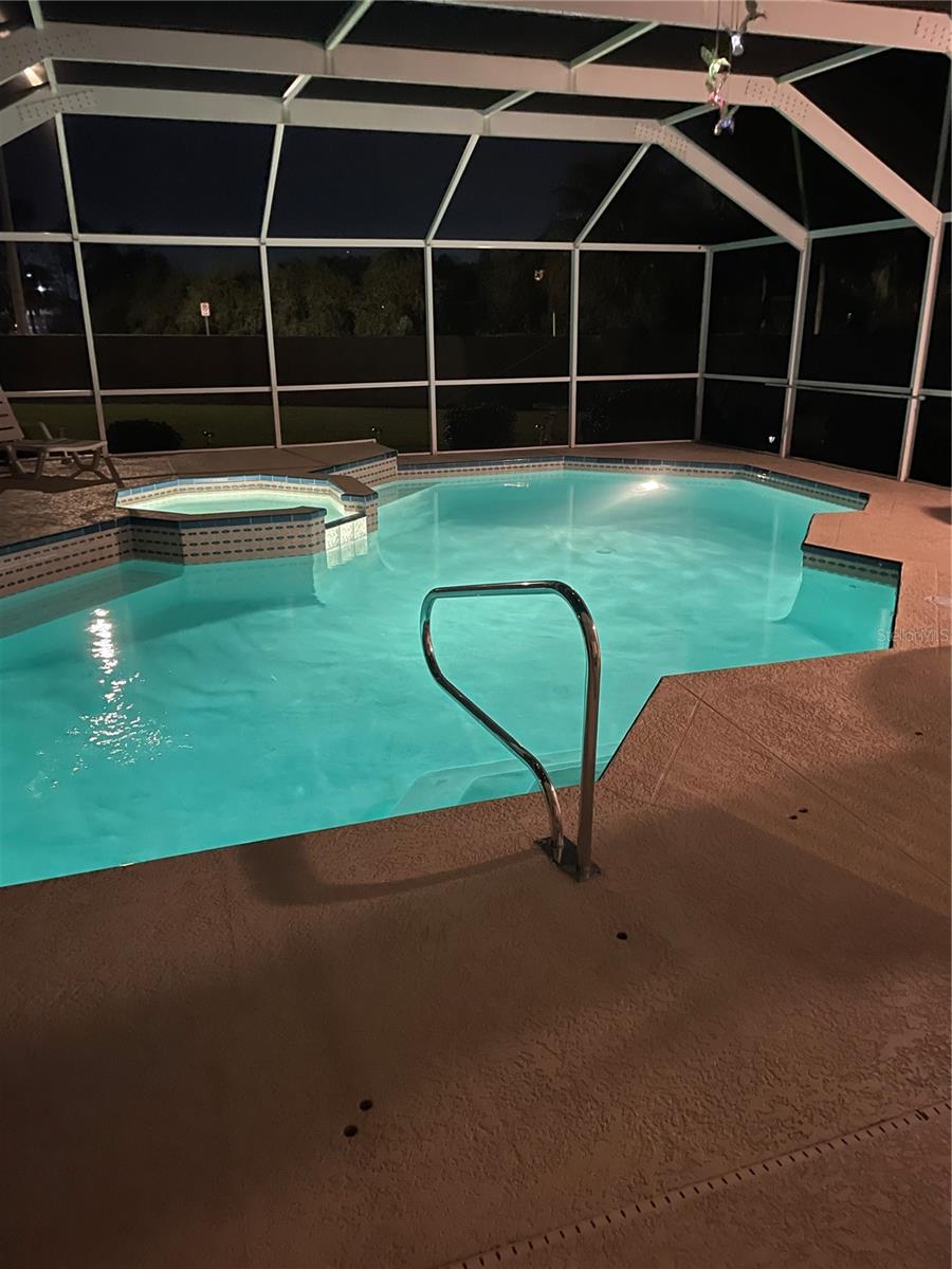 FOUNTAINS AT CYPRESS LAKES THE - Residential