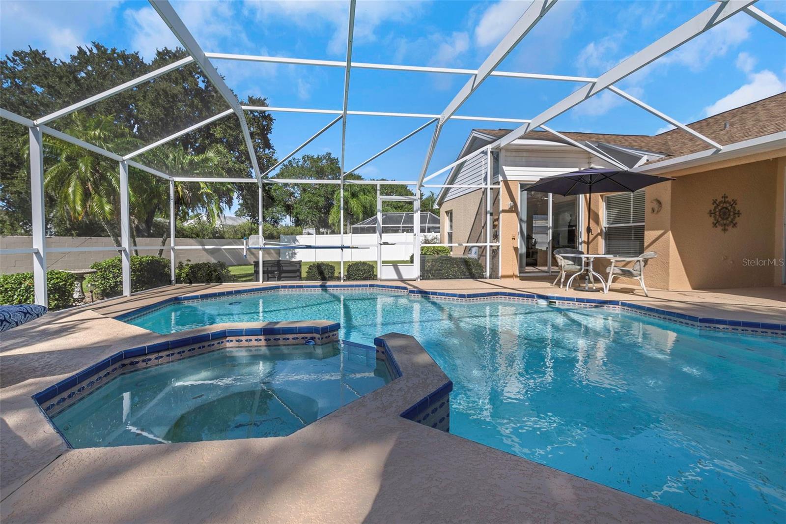 FOUNTAINS AT CYPRESS LAKES THE - Residential