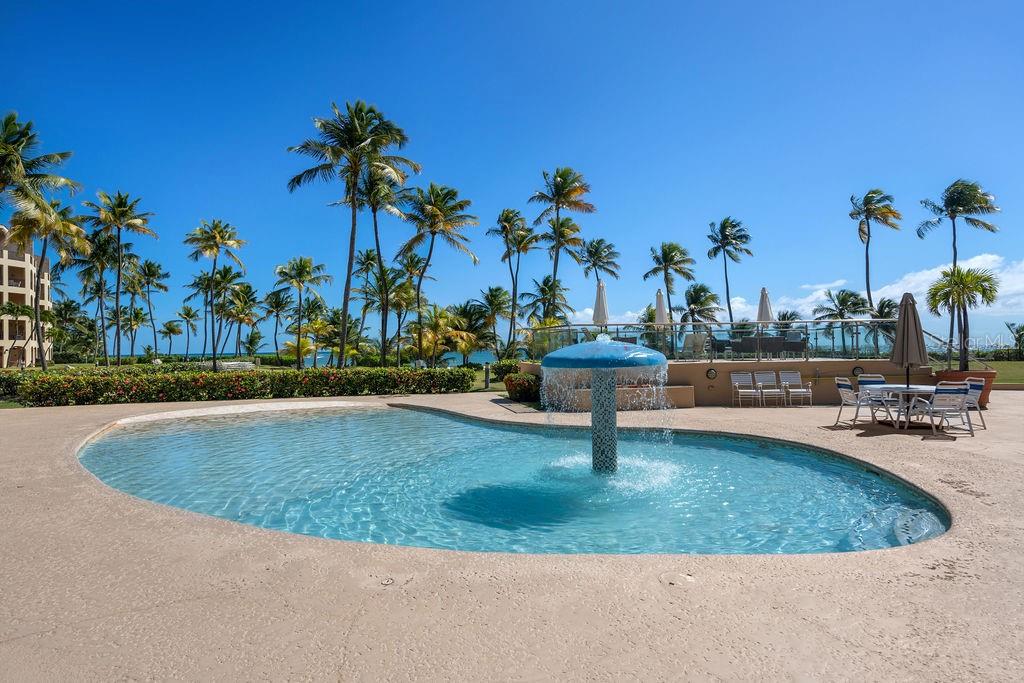 CRESCENT BEACH - Residential