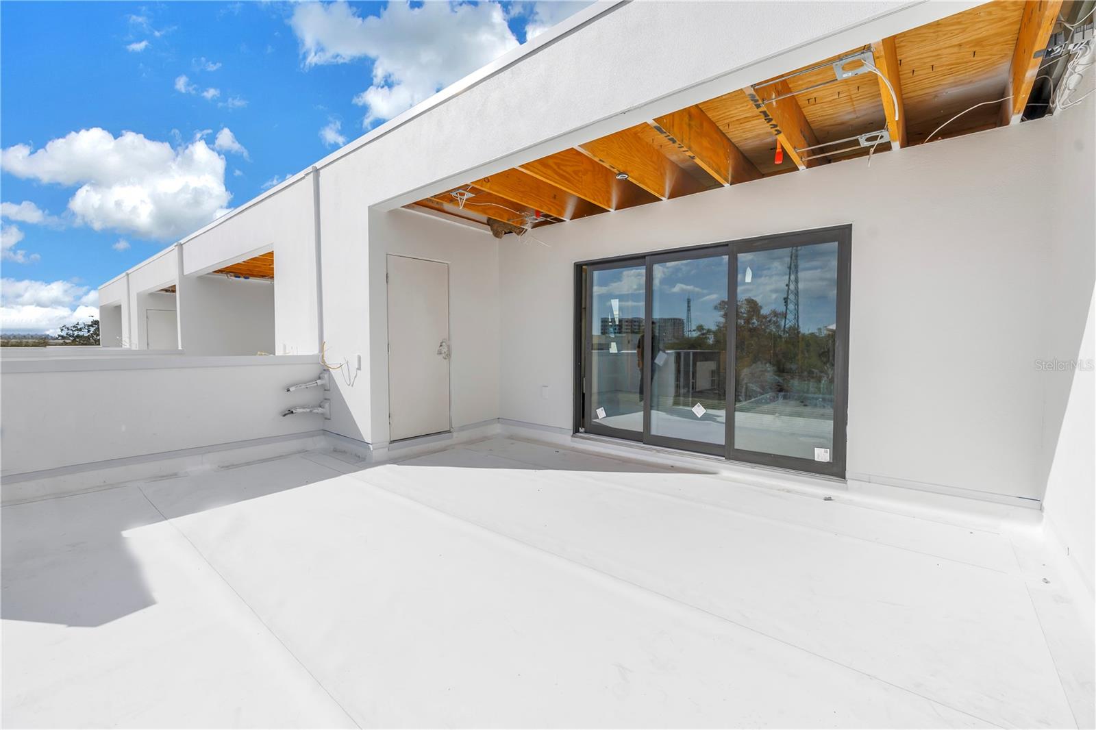 14TH STREET VILLAS - Residential