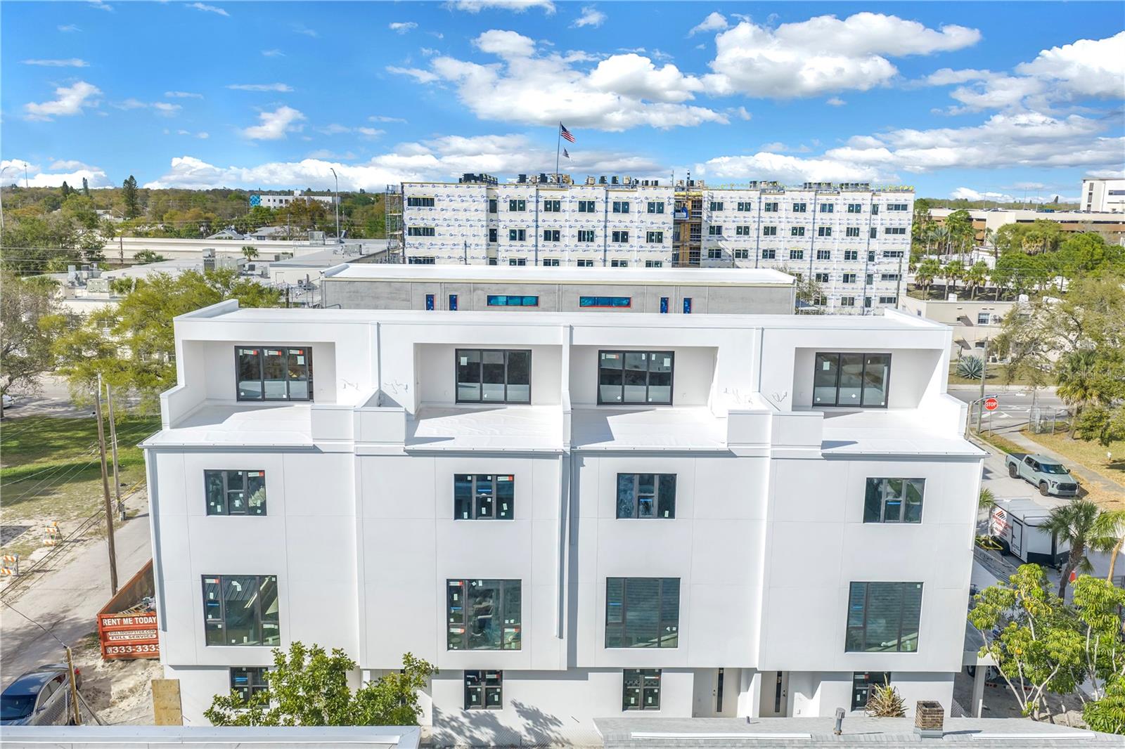 14TH STREET VILLAS - Residential