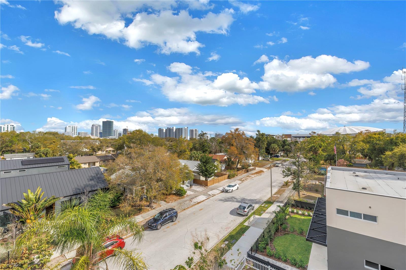 14TH STREET VILLAS - Residential