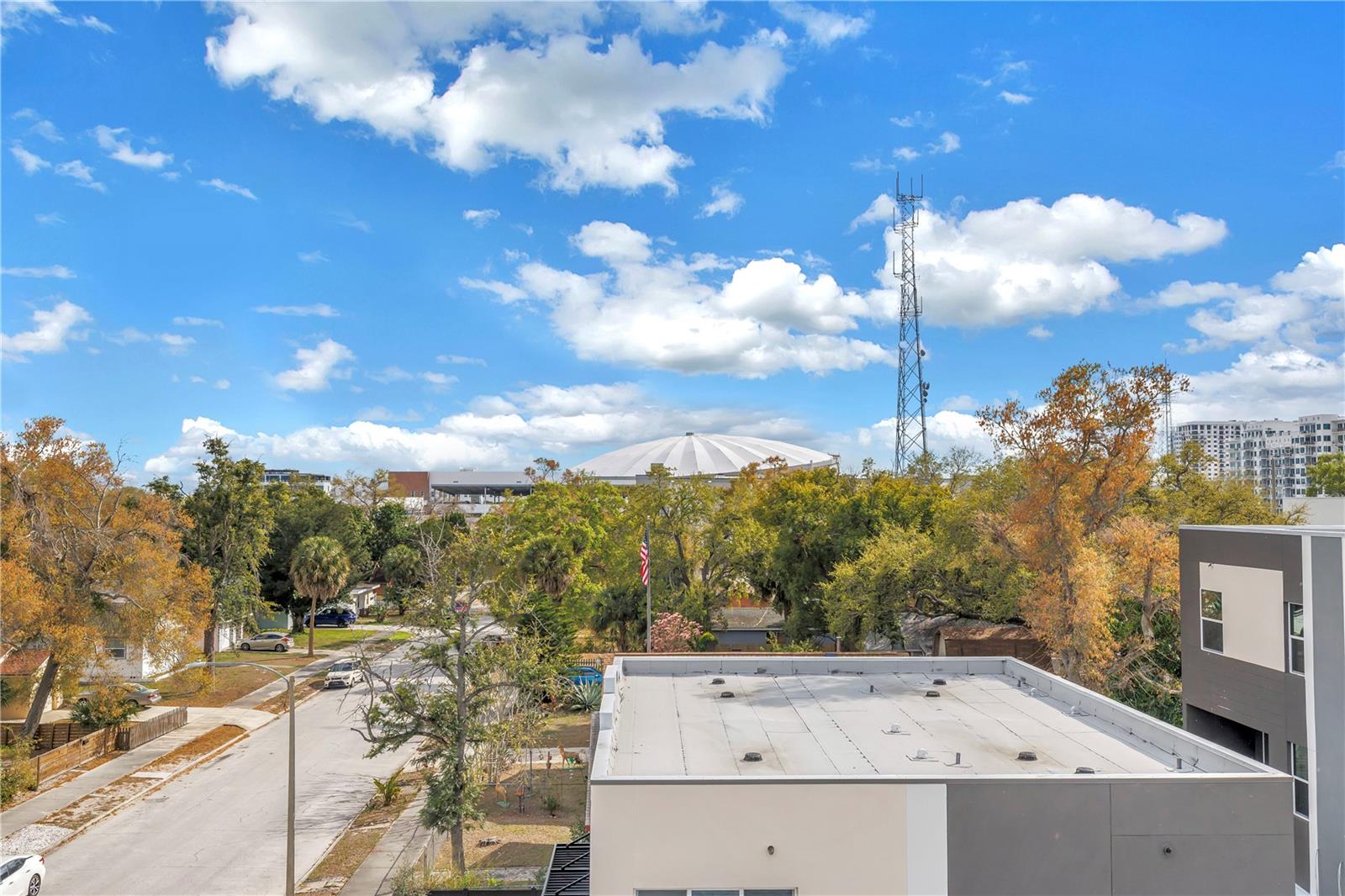 14TH STREET VILLAS - Residential