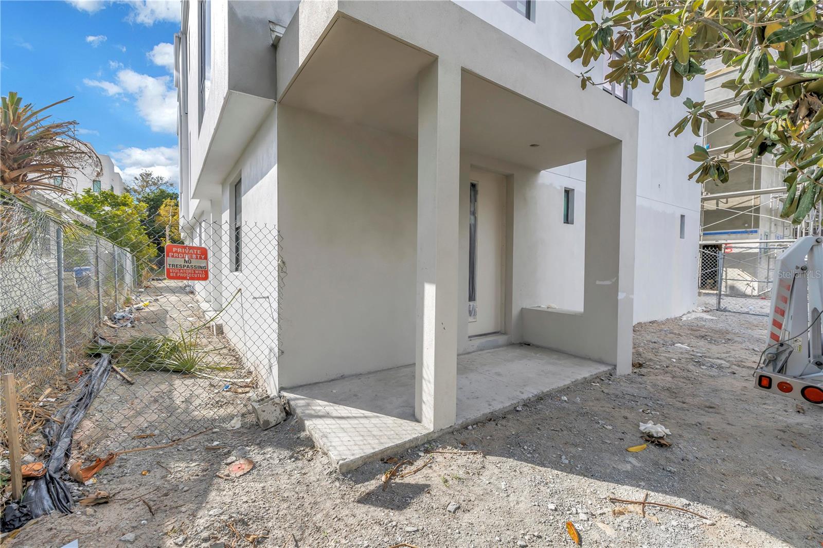 14TH STREET VILLAS - Residential