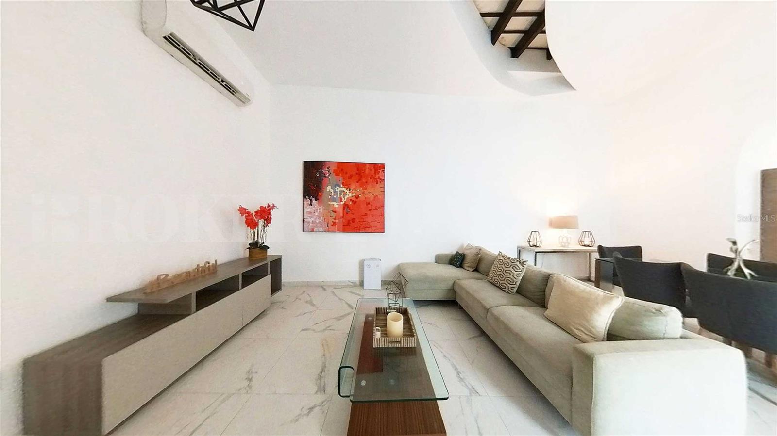 314 FORTALEZA STREET