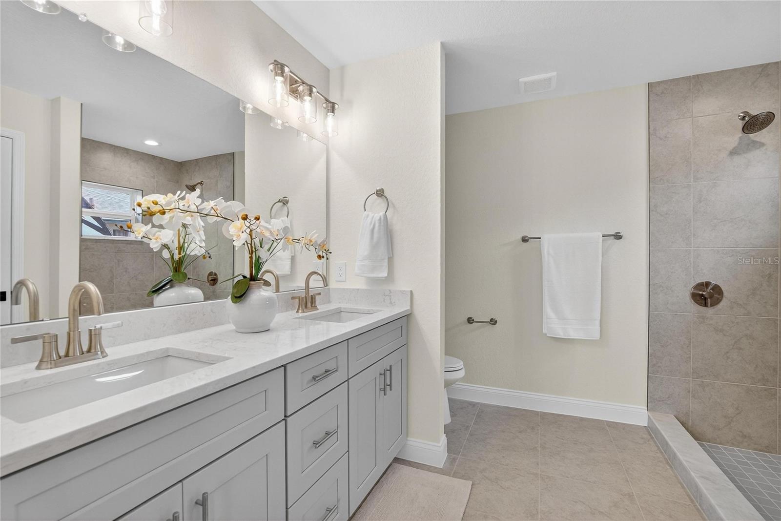 HILLGROVE SUB - Residential