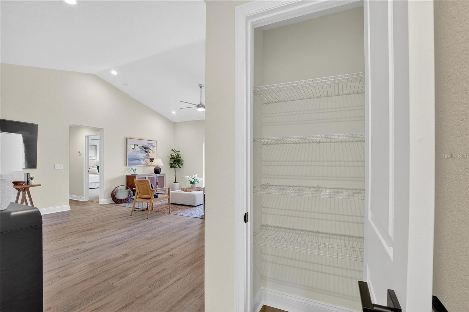 HILLGROVE SUB - Residential