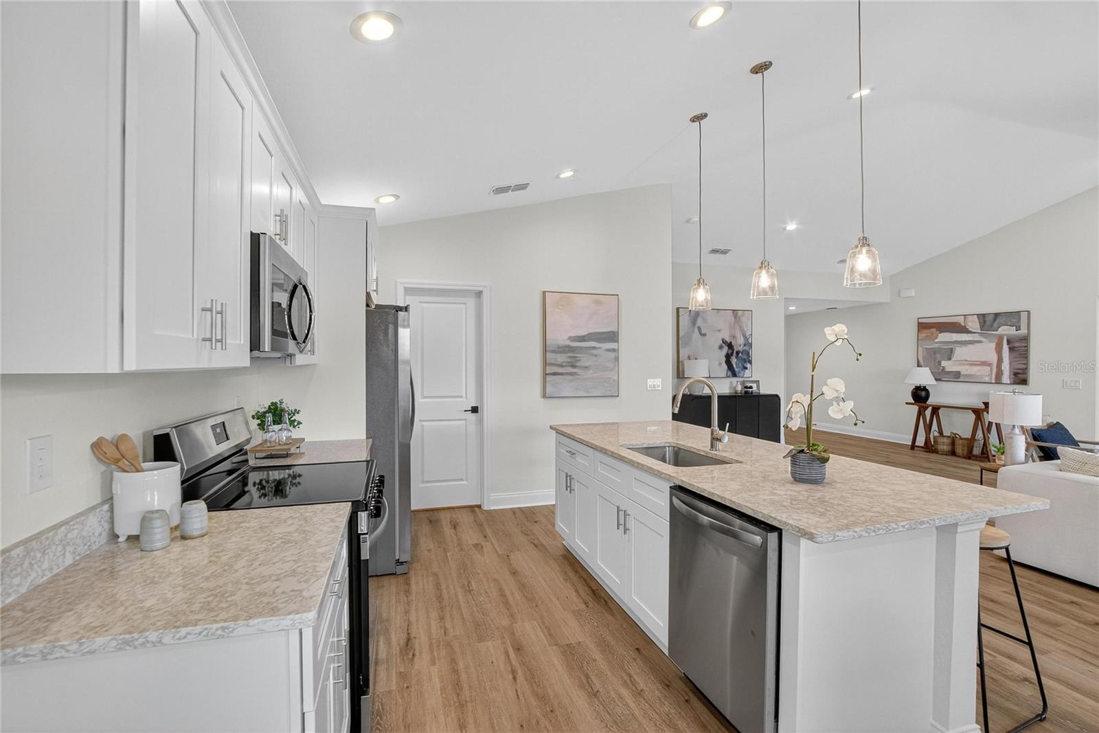 HILLGROVE SUB - Residential