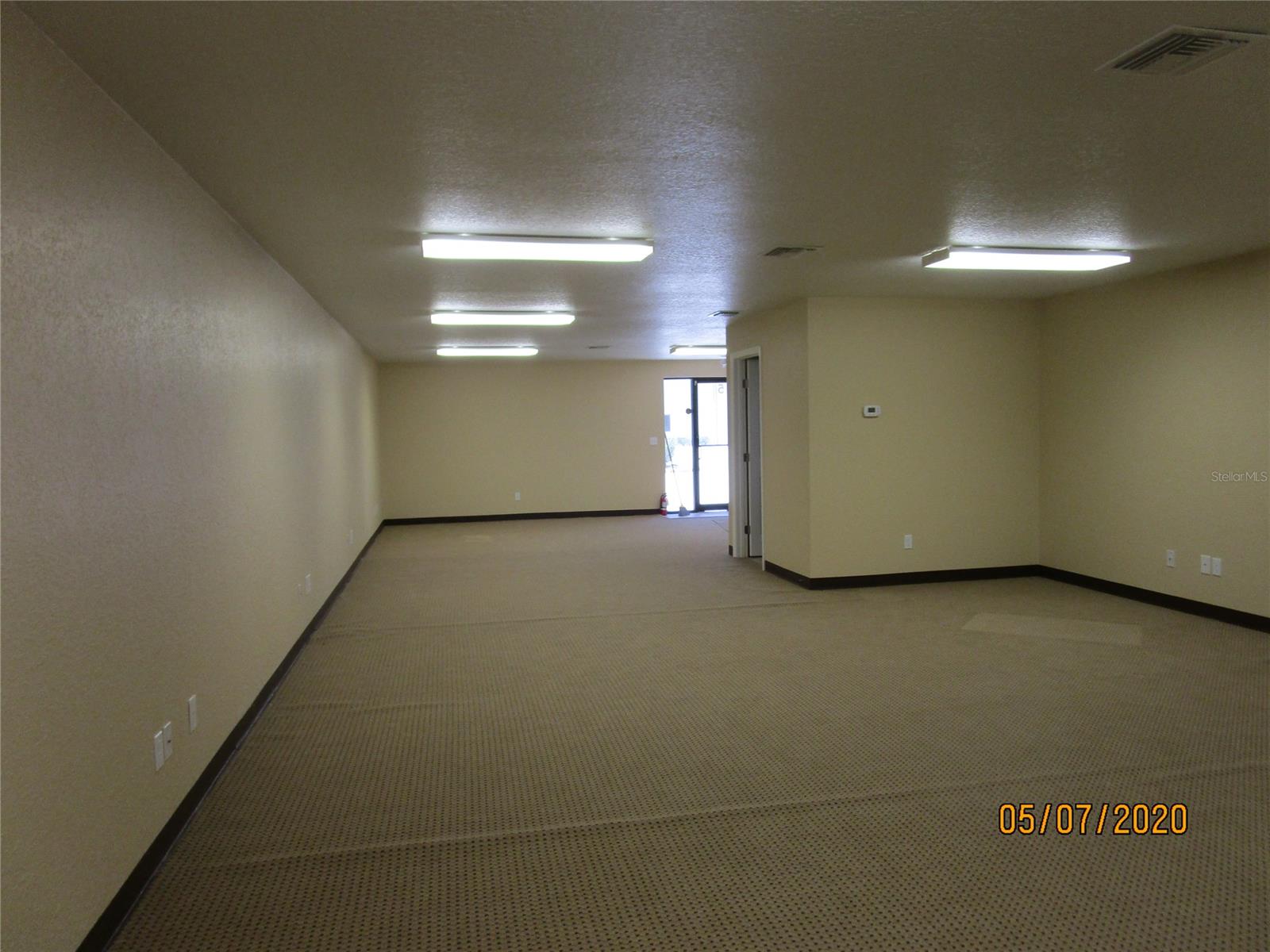 Park Center 02 - Commercial Sale