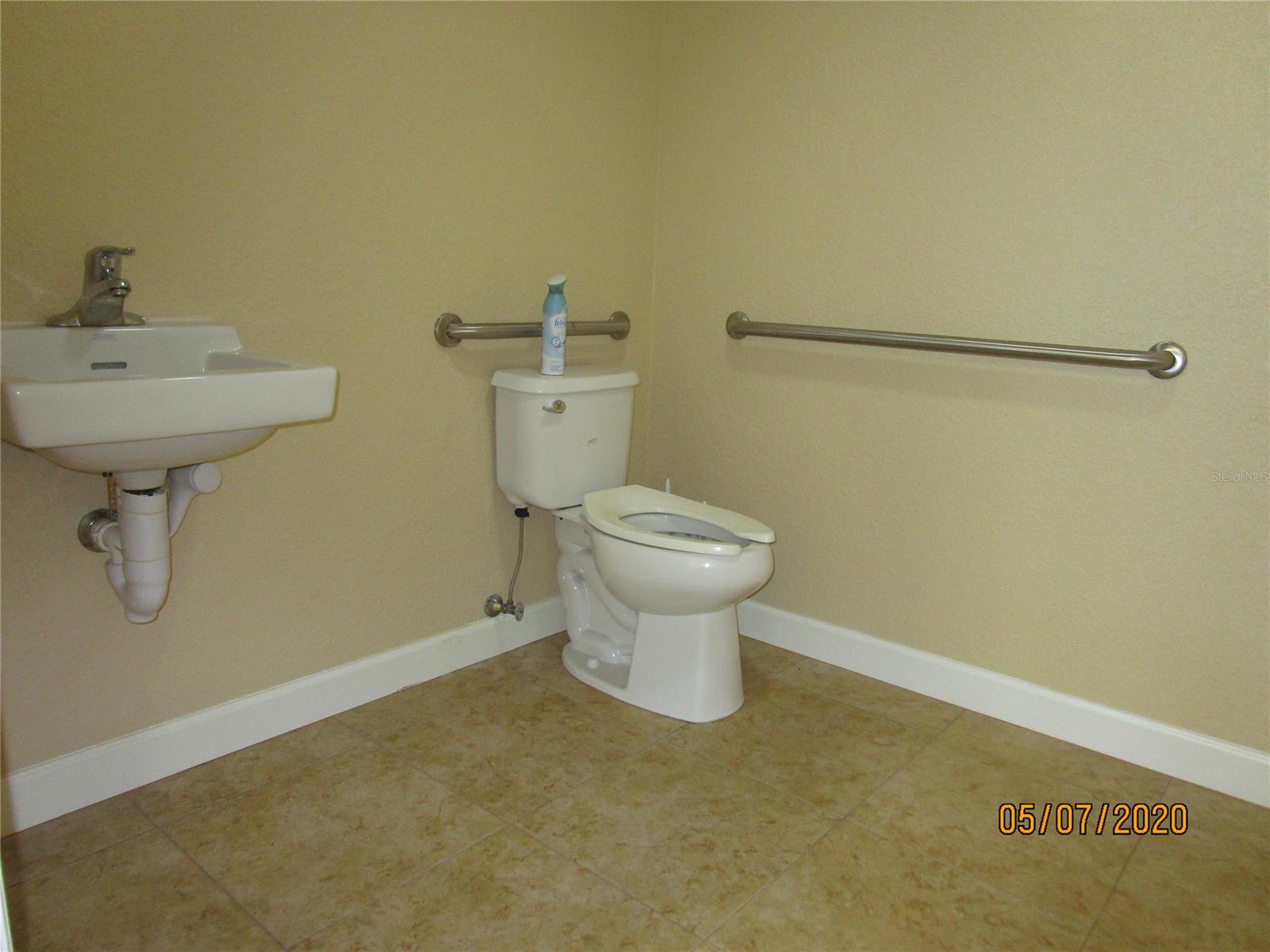 Park Center 02 - Commercial Sale