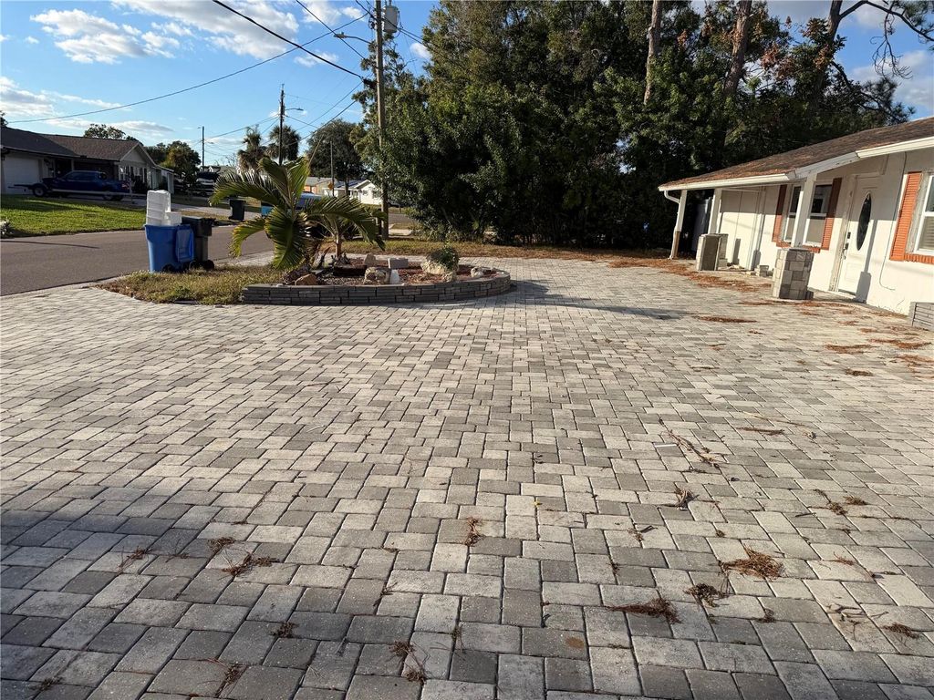 Photo of 5013 Gilbert Avenue, Tampa, FL 33615 (MLS # TB8457134)