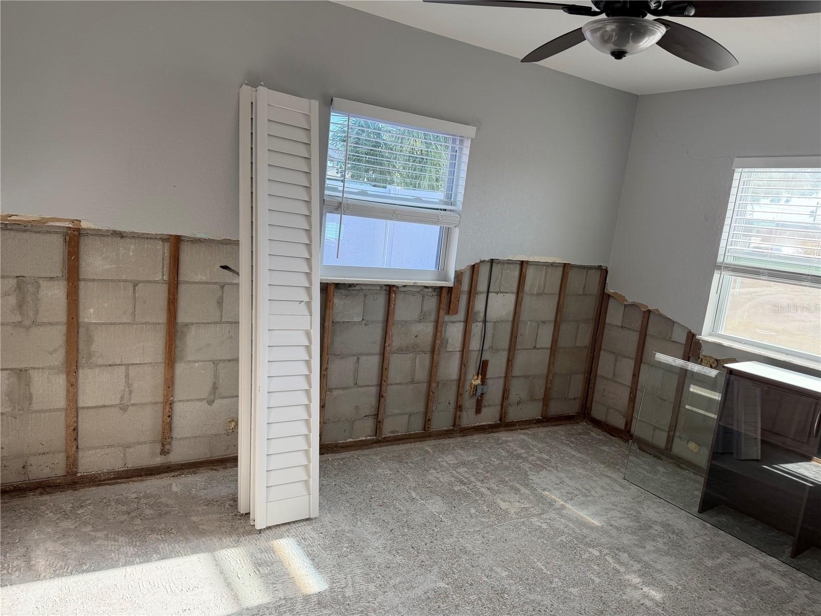 BAY CREST PARK UNIT 01 - Residential