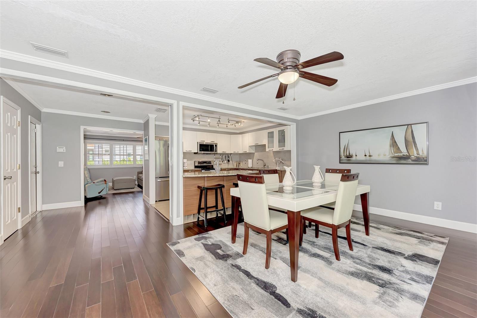 FLOYD & CAMERON SUB - Residential Lease