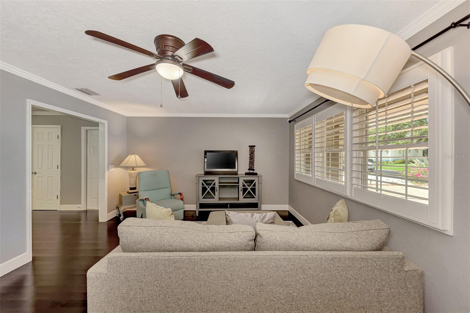 FLOYD & CAMERON SUB - Residential Lease