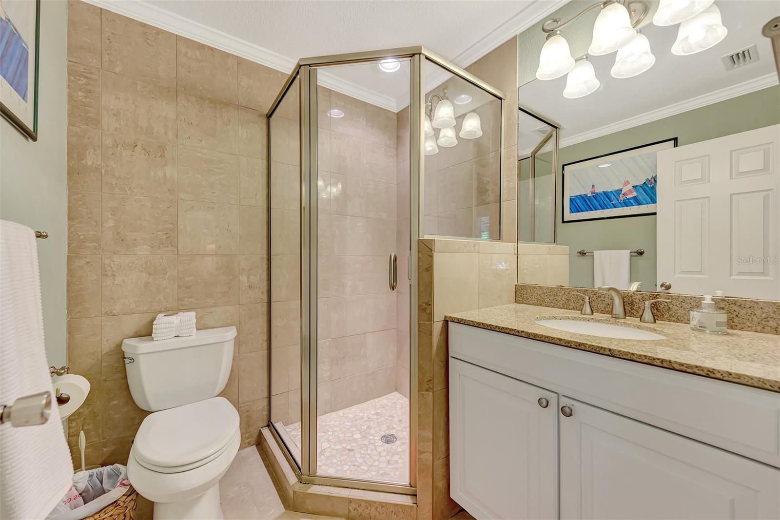 FLOYD & CAMERON SUB - Residential Lease