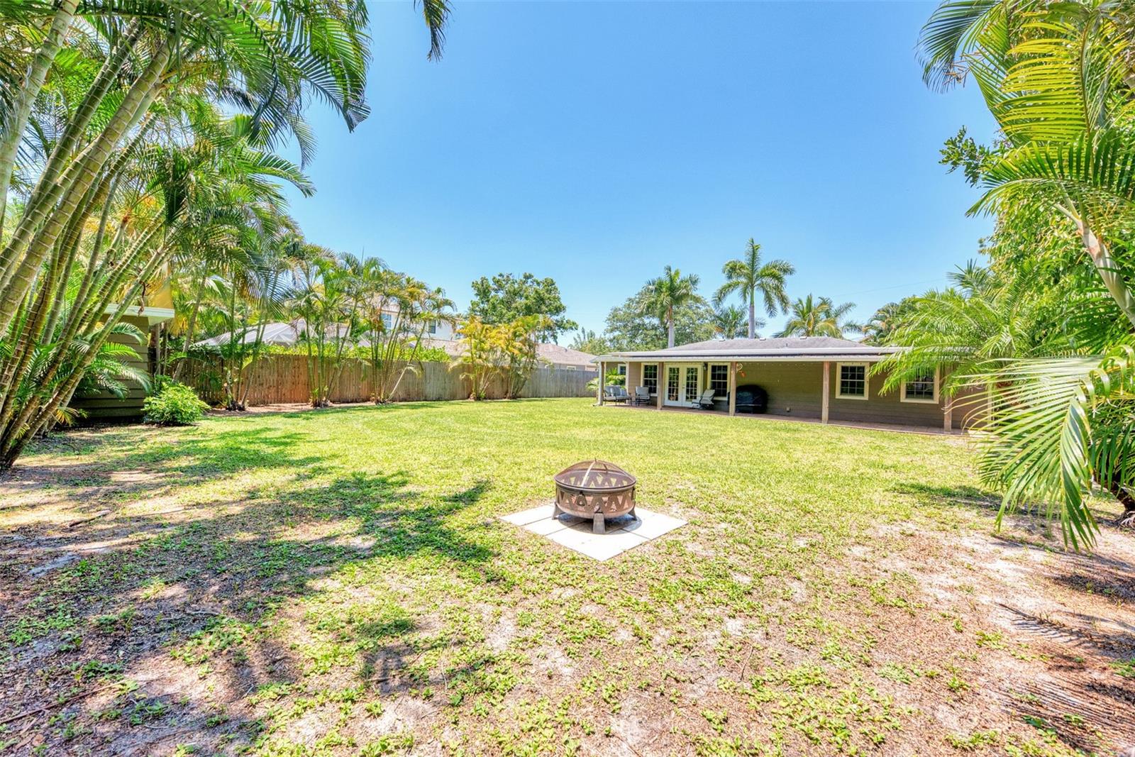 FLOYD & CAMERON SUB - Residential Lease