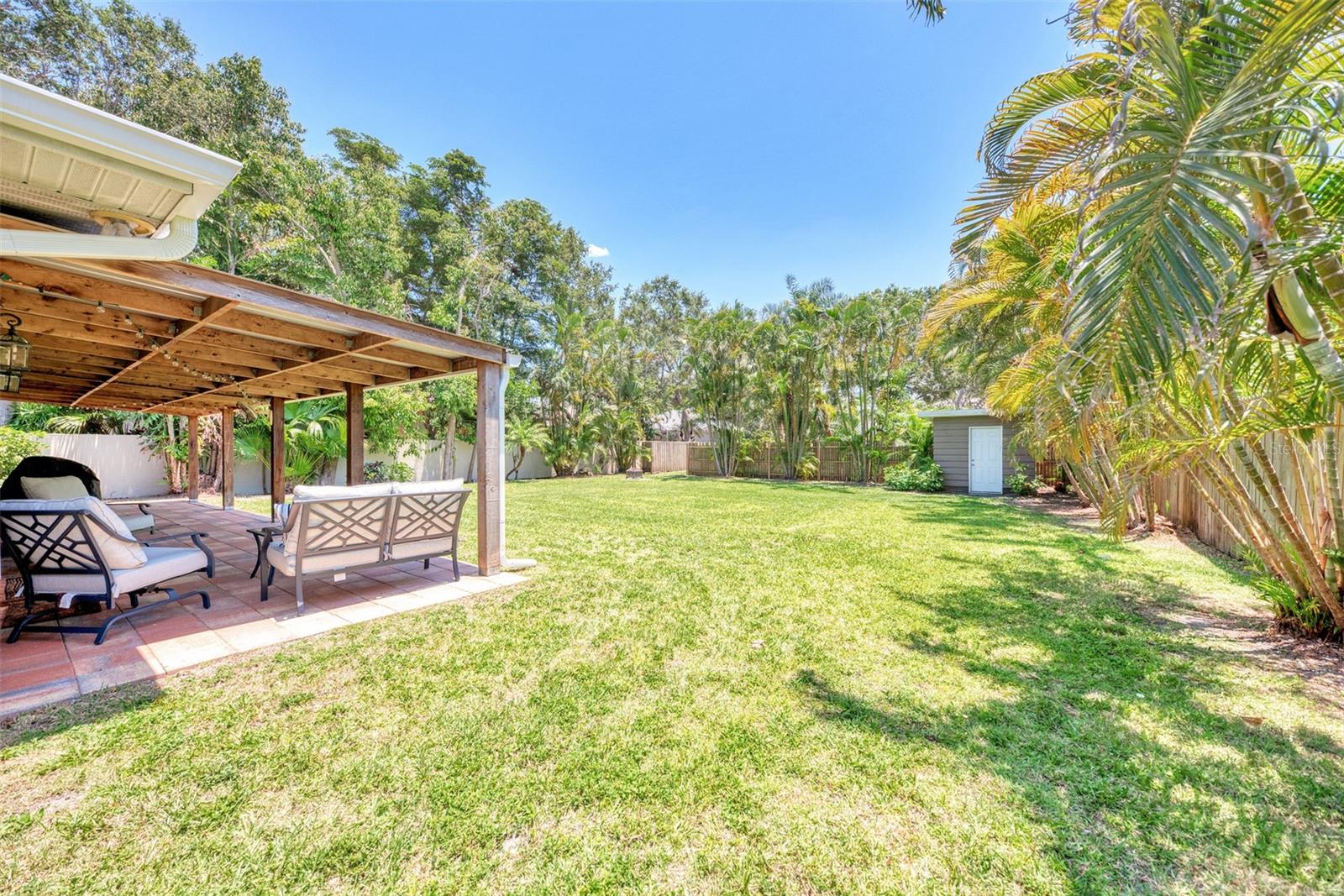 FLOYD & CAMERON SUB - Residential Lease