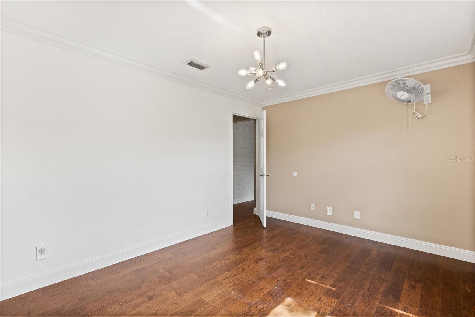 EUSTIS LAKE YALE LANDING ADD 01 TR A & B - Residential