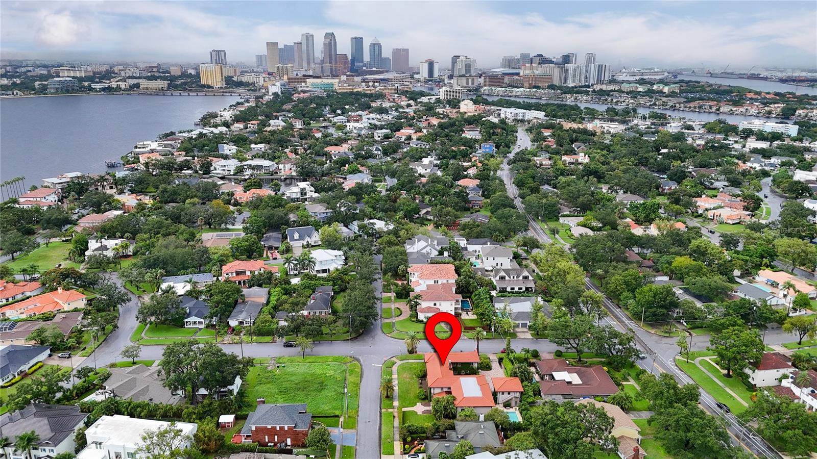 DAVIS ISLANDS PB10 PG52 TO 57 - Residential