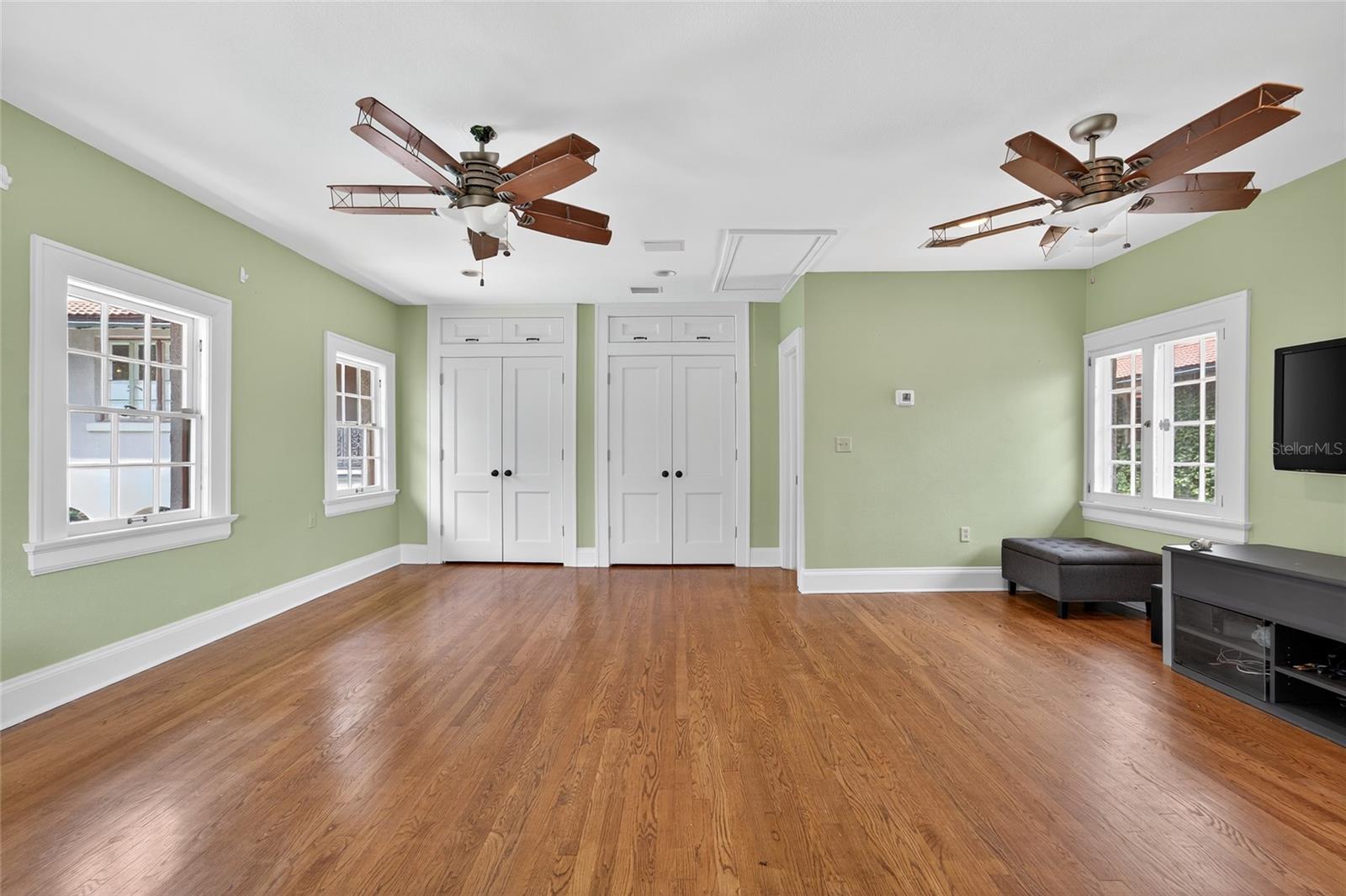 DAVIS ISLANDS PB10 PG52 TO 57 - Residential