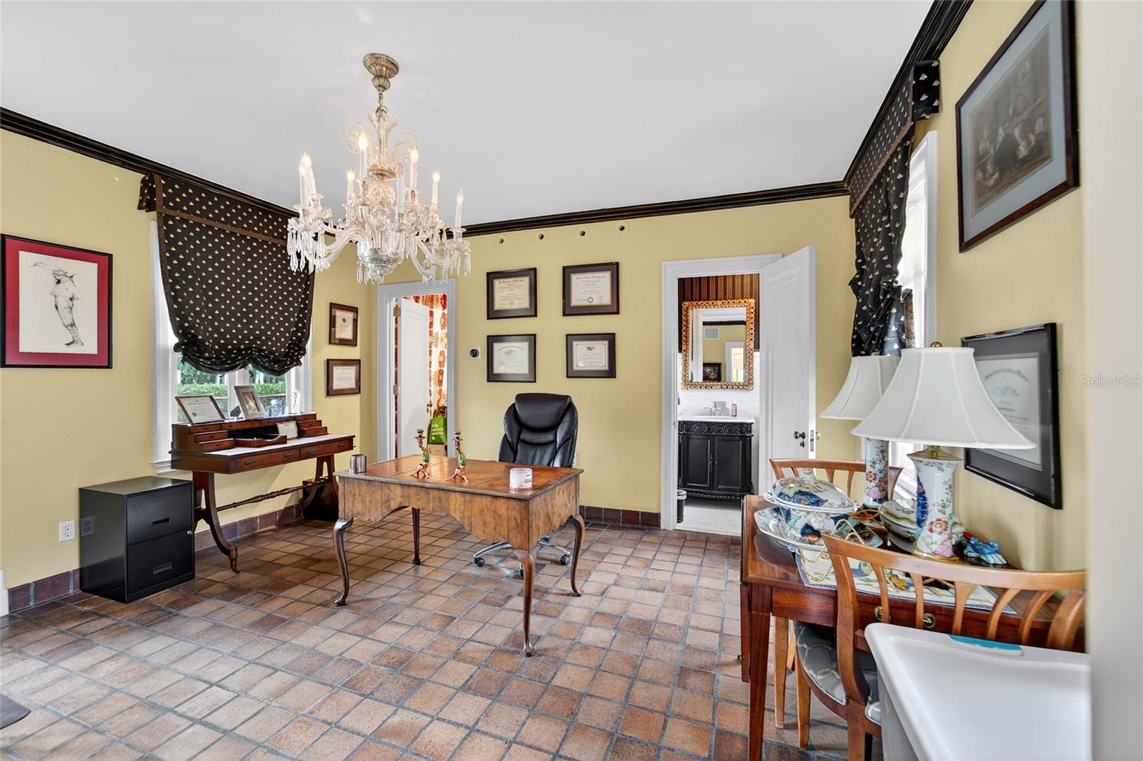 DAVIS ISLANDS PB10 PG52 TO 57 - Residential