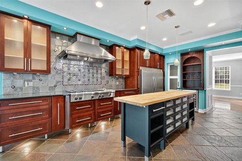 Tiny photo for 28004 Shirley Shores Road, Tavares, FL 32778 (MLS # G5104365)