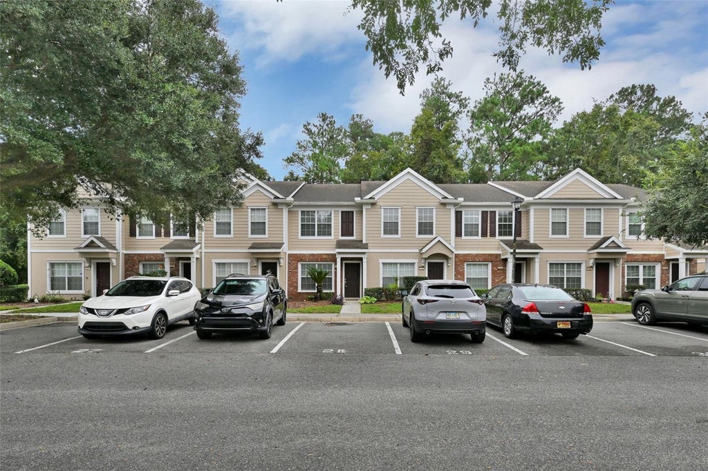 Photo of 6583 Arching Branch Circle, Jacksonville, FL 32258 (MLS # V4951513)