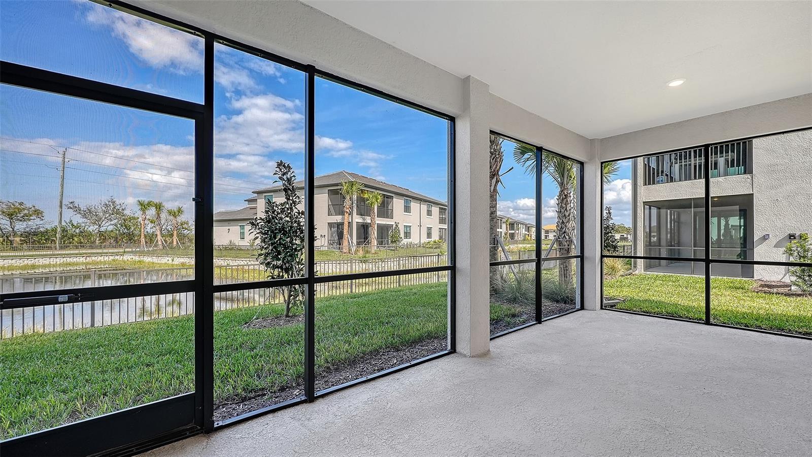 3185 LEGENDS BAY - Residential