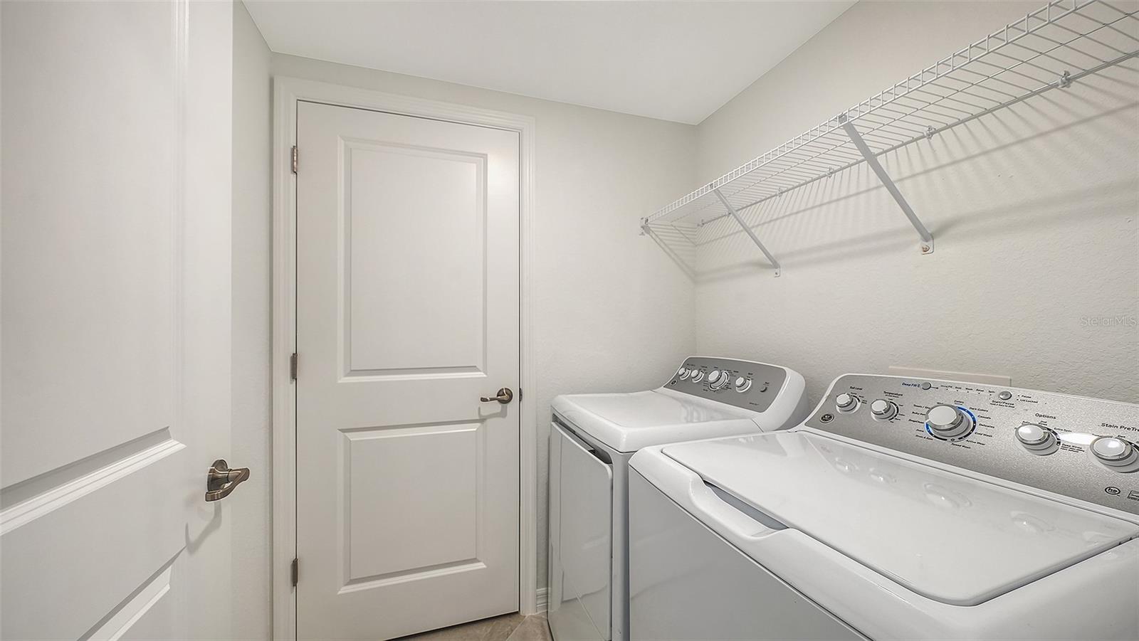 3185 LEGENDS BAY - Residential