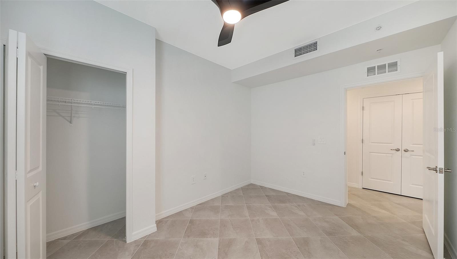 3185 LEGENDS BAY - Residential