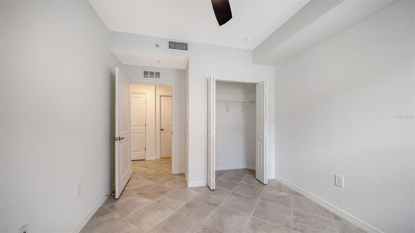 3185 LEGENDS BAY - Residential